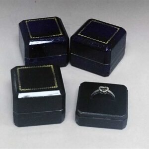 Sparkle Blue Plastic Ring Box